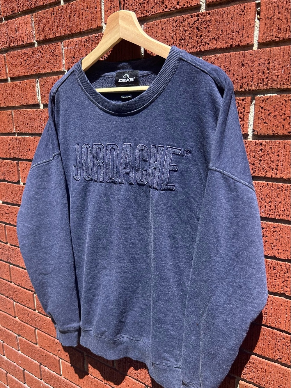 Vintage Jordache Embroidered Crewneck Sweatshirt – Navy Blue XL